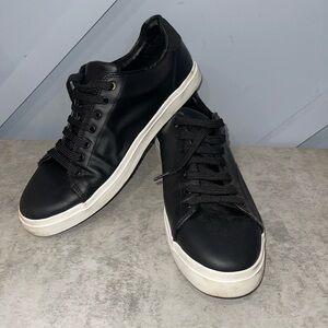 Zara - Mens Sneakers - Black & White - Size 9.5
